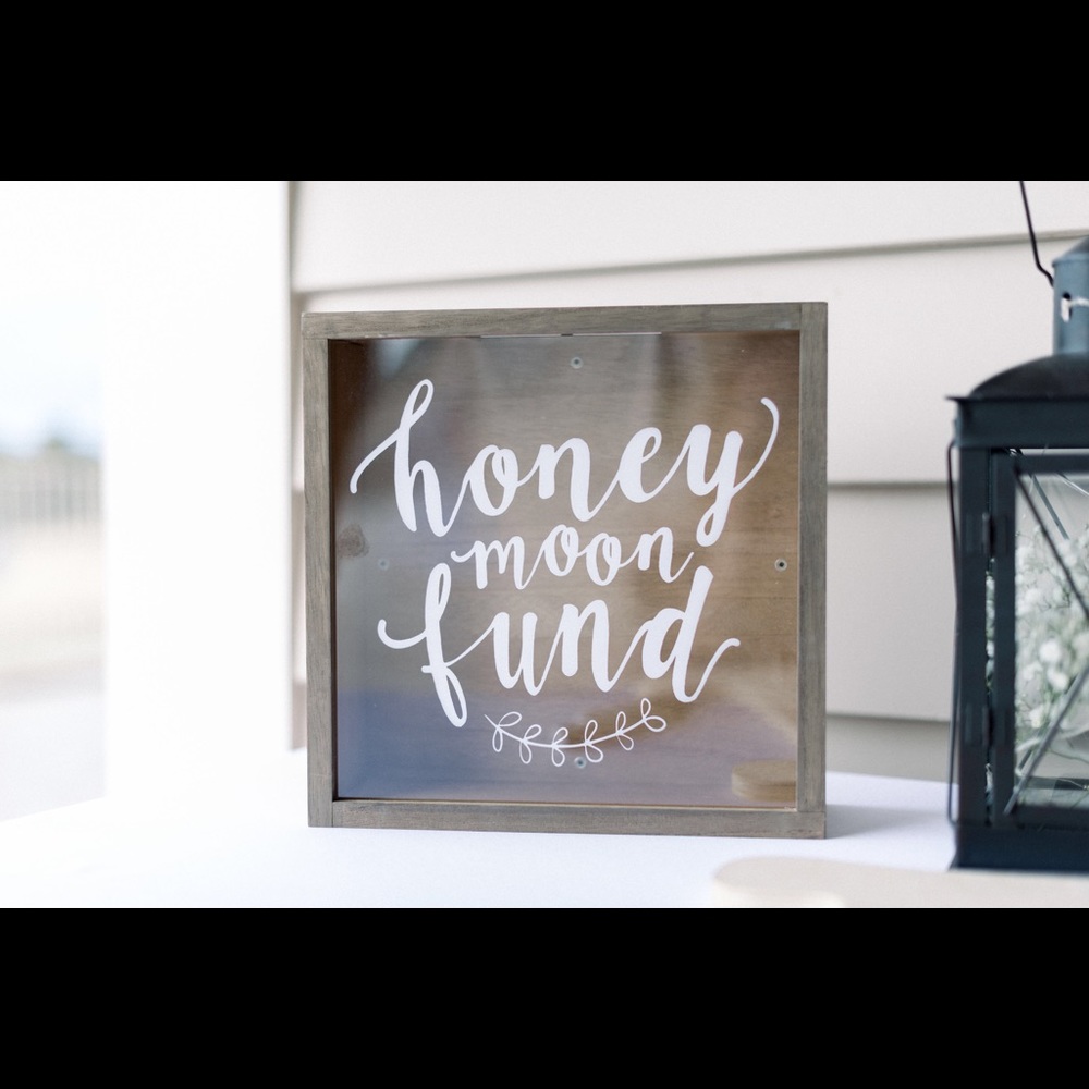 Wood/glass honeymoon box